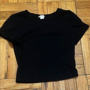 95% COTTON Black Short Sleeve Top
